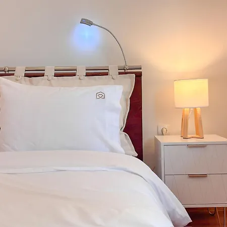 Restful Flat In Glyfada Center Αθήνα