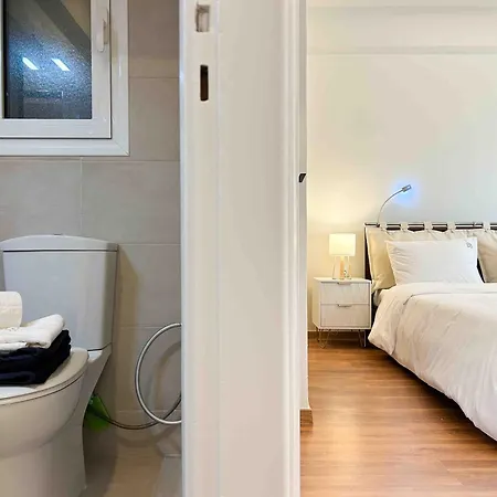 Restful Flat In Glyfada Center Διαμέρισμα